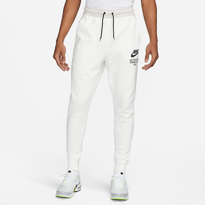 Graphic Fleece Joggers. Nike 