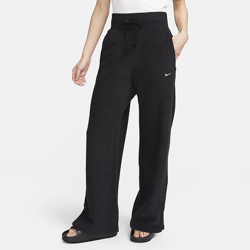 Nike キルティングパンツ 黒 Nike キルティングパンツ 黒