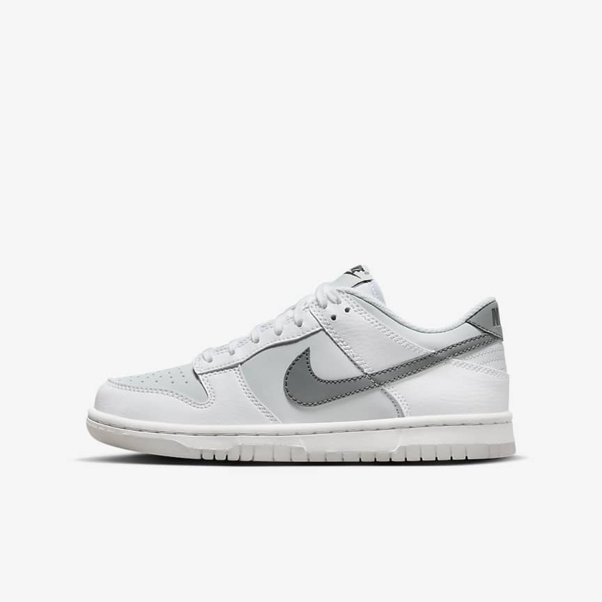 Nike Tanjun Women's Shoes. Nike LU