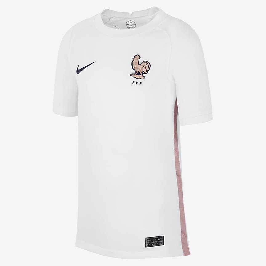 Younger Kids' Nike Football Kit. Nike SE