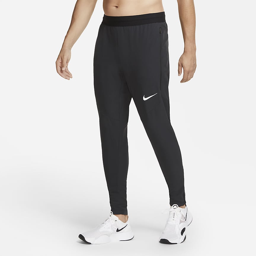 Winterized Woven Training Jacket. Nike 