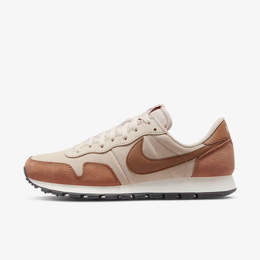 Nike Waffle One Men's Shoes. Nike GB