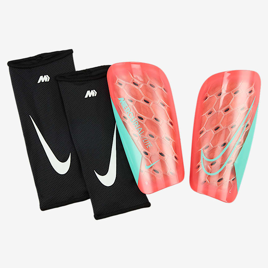 ナルト　NIKE サッカー スーパーフライ9 新品未使用 25センチ NIKE公式】ナイキ マーキュリアル スーパーフライ 9 アカデミー