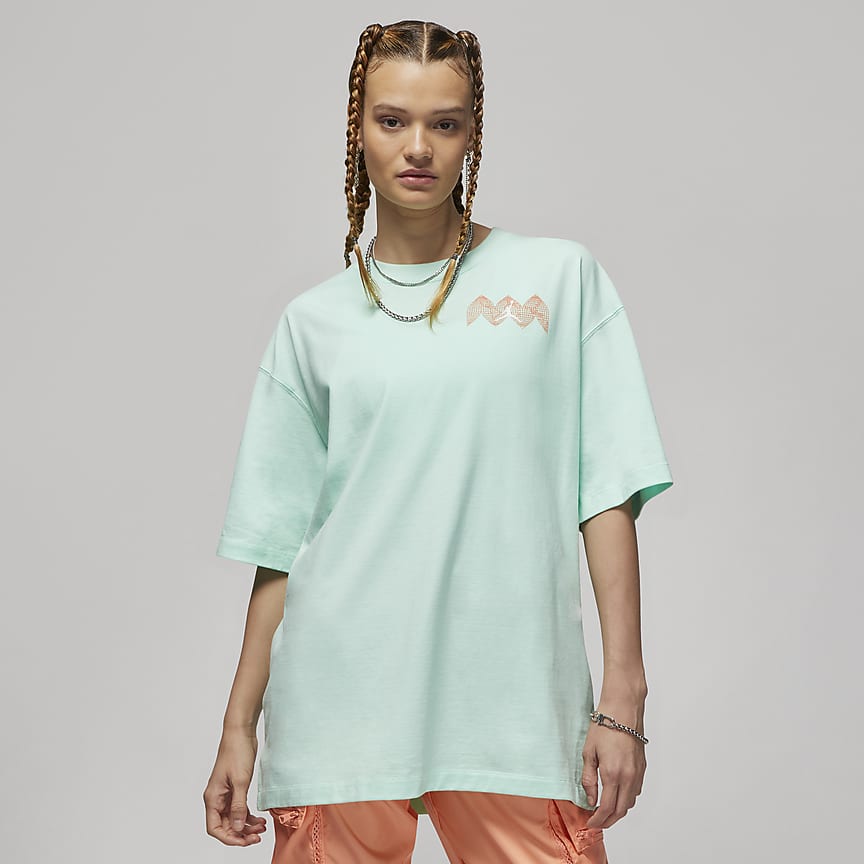 Oversized Graphic T-Shirt. Nike ID