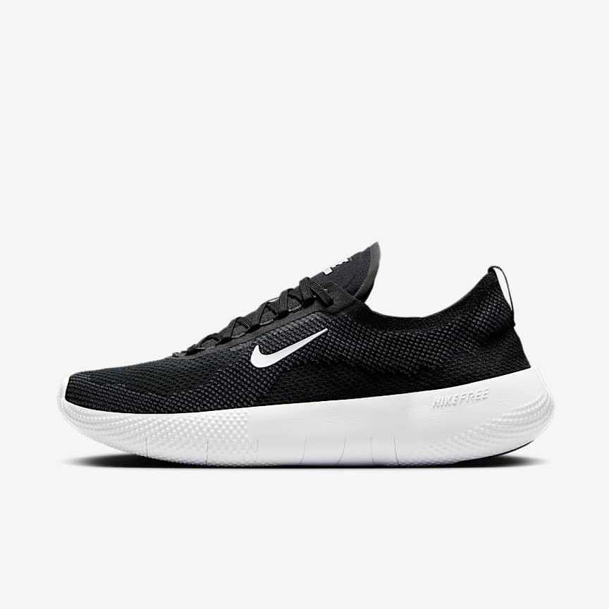 NIKE QUEST 3 SHIELD ナイキ クエスト シールド ブラック 黒