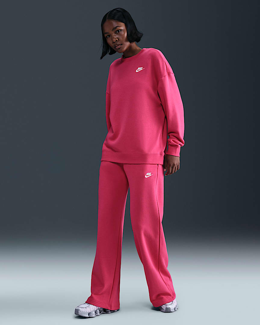 Nike Sportswear Club Fleece Women's Mid-Rise Oversized Sweatpants