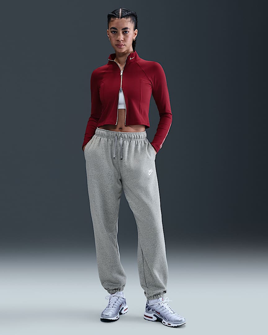 Nike Sportswear Club Fleece Women's Mid-Rise Oversized Sweatpants