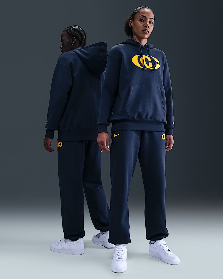 Caitlin Clark Nike Fleece Cuffed Basketball Pants