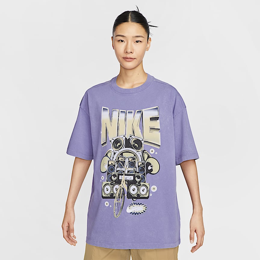 国内配送★NIKE★スポーツウェア 2色 半袖T アニマル柄バード 国内配送☆NIKE☆スポーツウェア 2色 半袖T アニマル柄バード