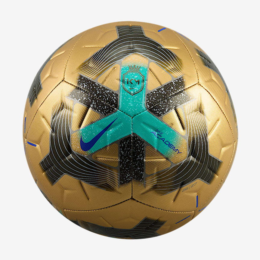 Nike Academy "Kylian Mbappé"
