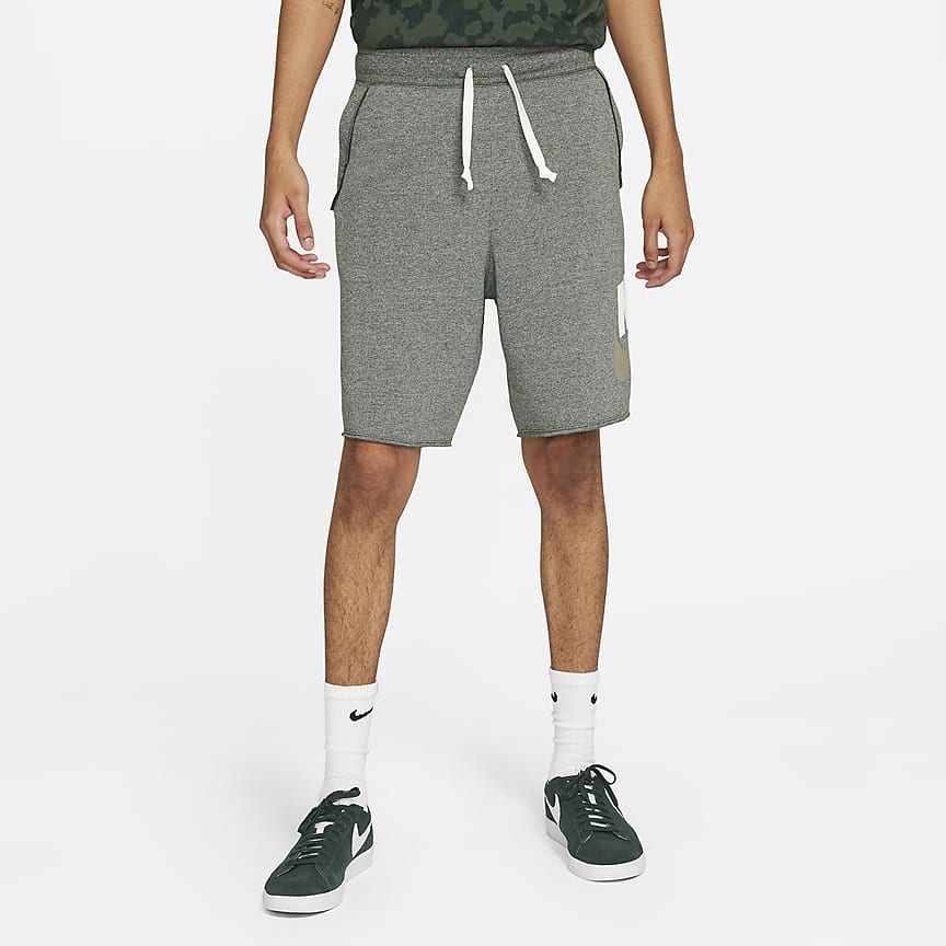 Nike Sportswear Club Men's Graphic 