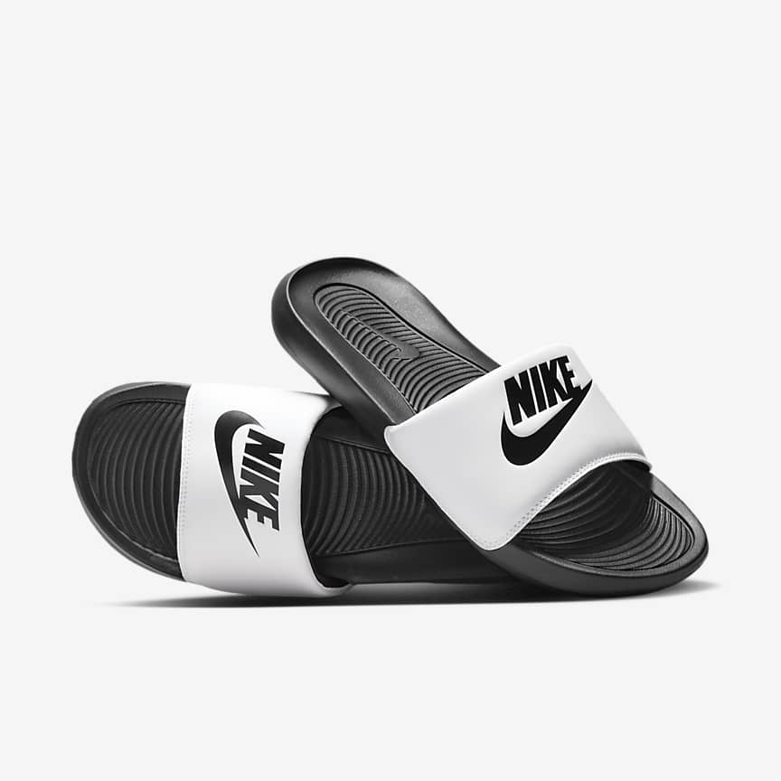Nike WOMENS CELSO GIRL THONG PLS SANDALS BLACK WHITE SIZE 5 : :  Clothing, Shoes & Accessories