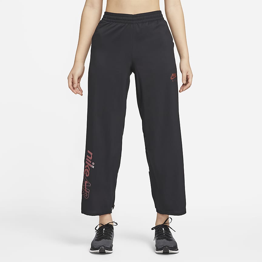 NikeLab Women's Flash Track Pants. Nike JP