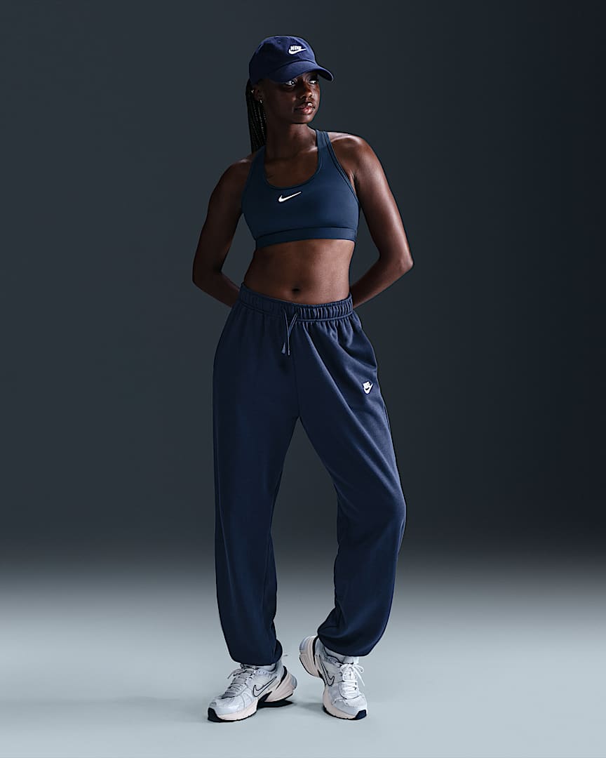 Nike Sportswear Club Fleece Women's Mid-Rise Oversized Sweatpants