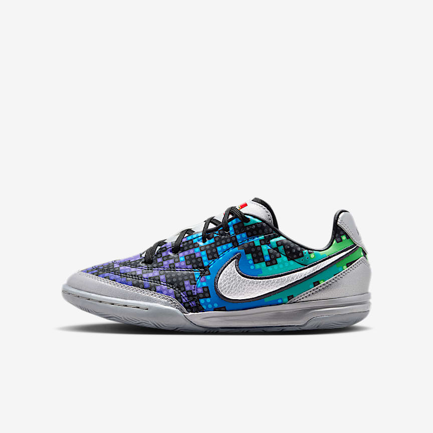Nike Jr. Streetgato x LEGO® Collection