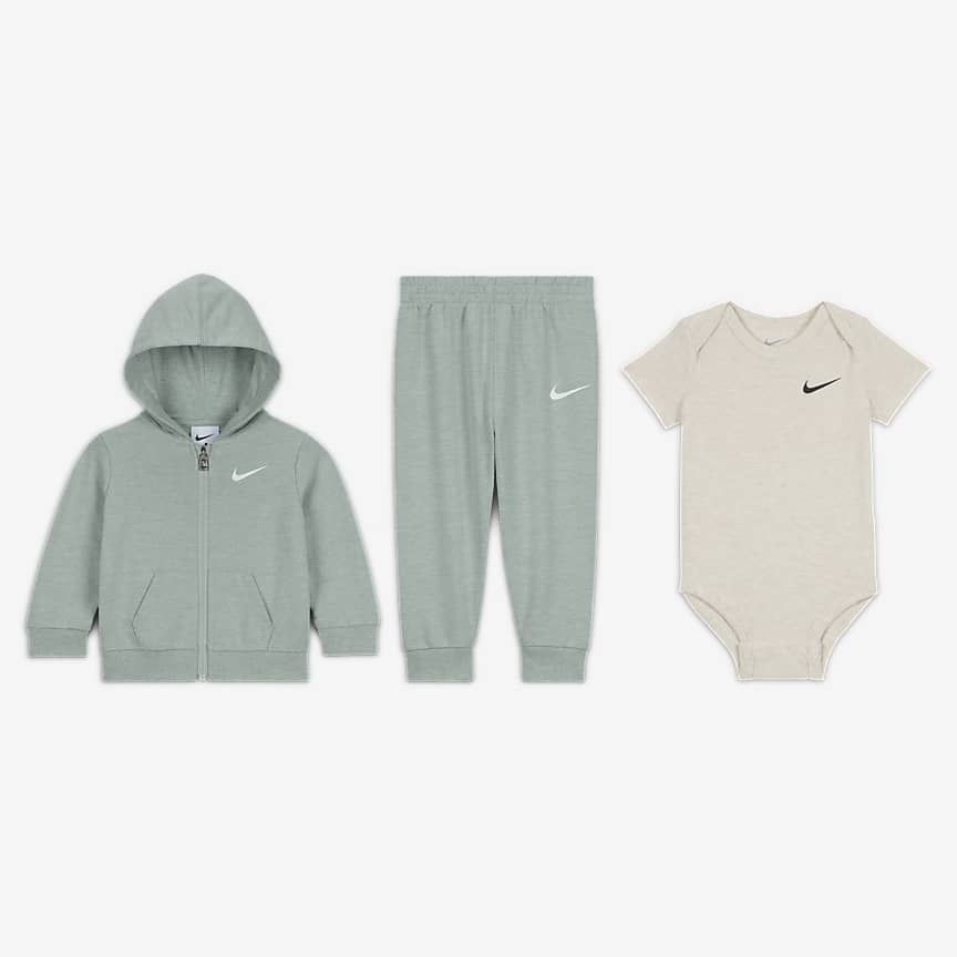 Nike Baby (0-6M) Bodysuit, Hat and Booties Box Set