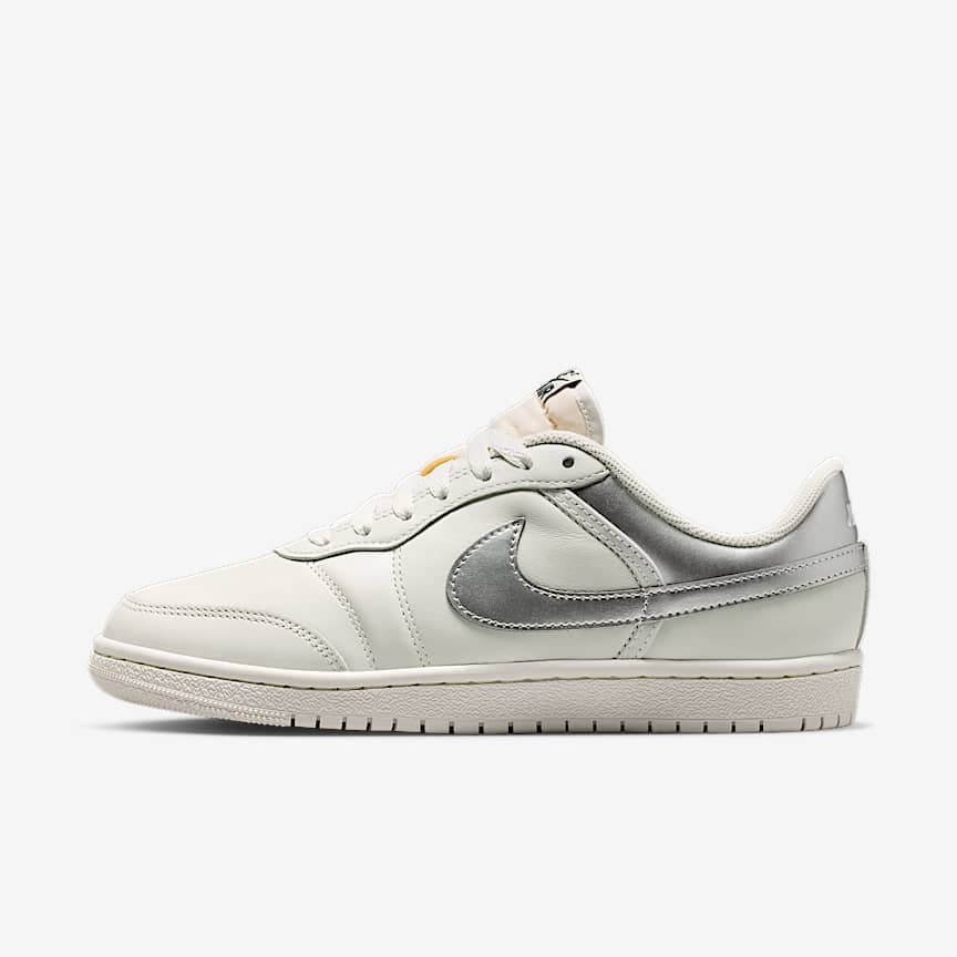 Air Jordan Skyline Low