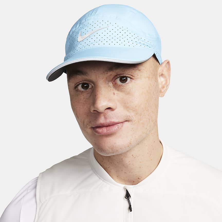 Nike Dri-FIT Fly Unstructured Swoosh Cap.