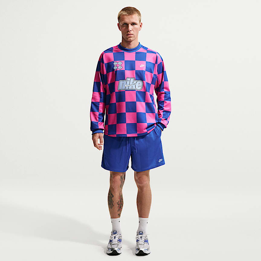 Nike Sportswear Club