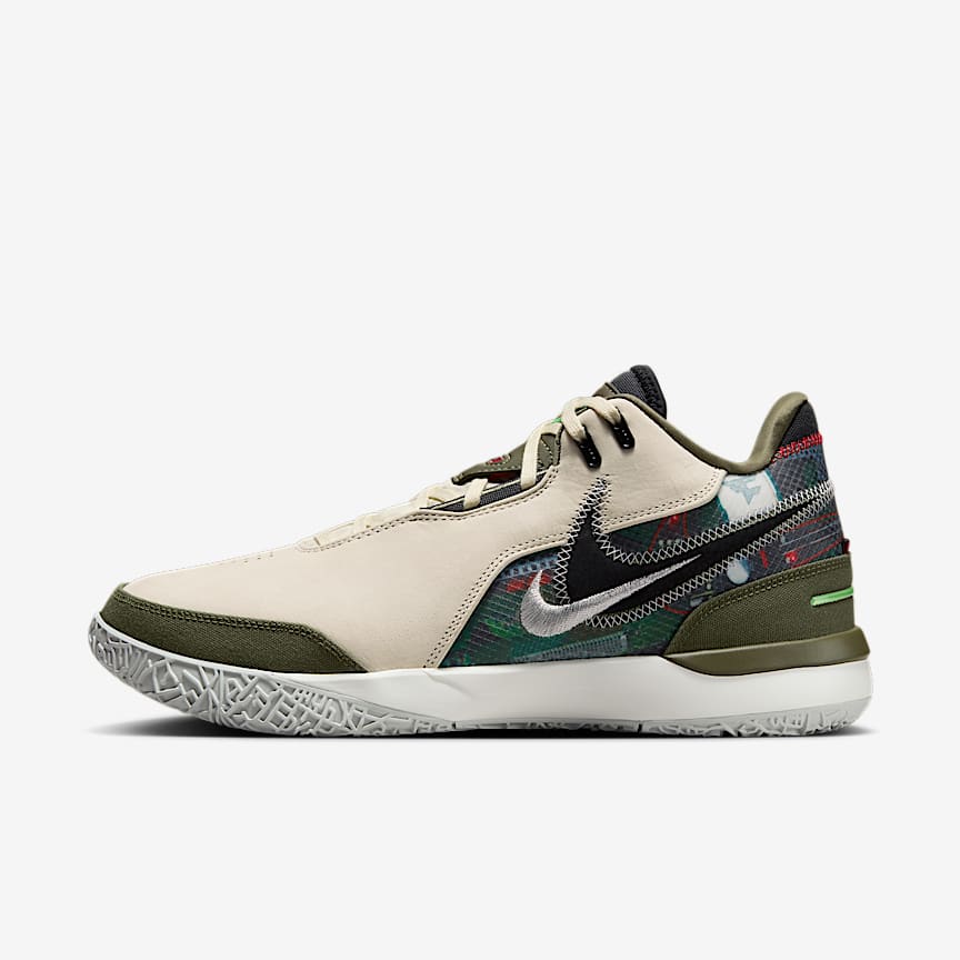 Sabrina 2 By You Custom Basketball Shoes. Nike JP