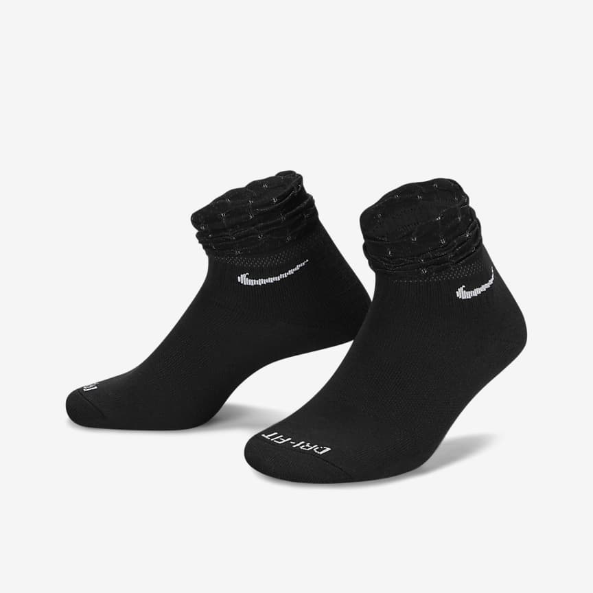 Nike Everyday Plus Lightweight Women's Training Ankle Socks (3 Pairs ...