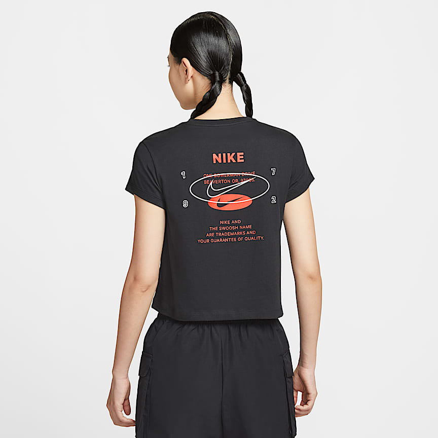 ジョーダンJORDAN Tシャツ ジョーダンxニーナ シャネル アブニー ジョーダンxニーナシャネルアブニーTシャツ - セール – Feature