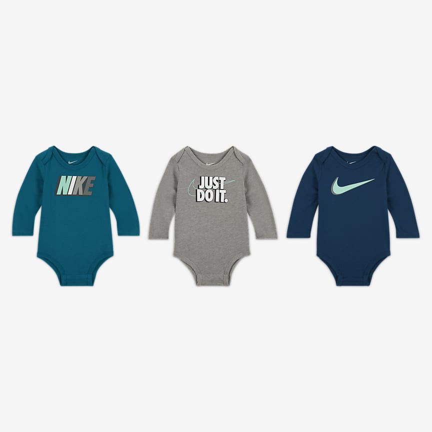 Nike Sportswear Bodysuit and Pants Set Baby Set.