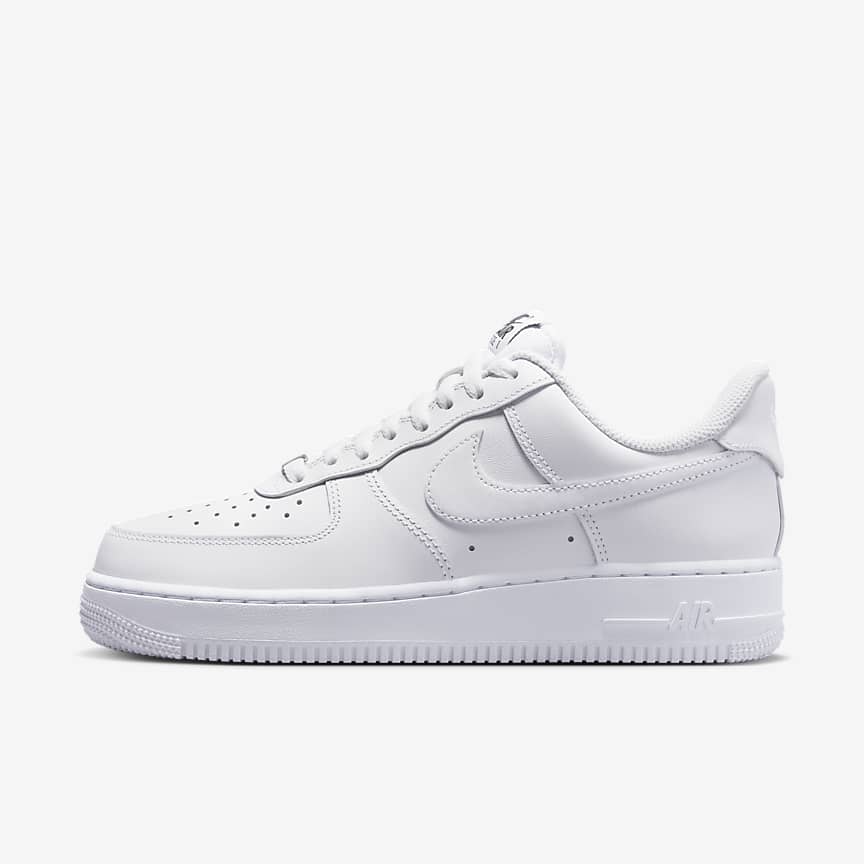 Nike air force 1 hotsell 07 noir et blanc