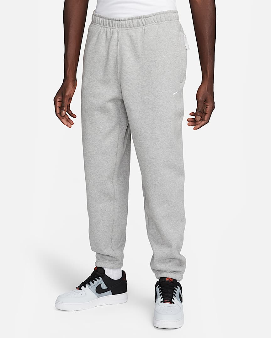 Nike Solo Swoosh Men's Cuffed Fleece Pants