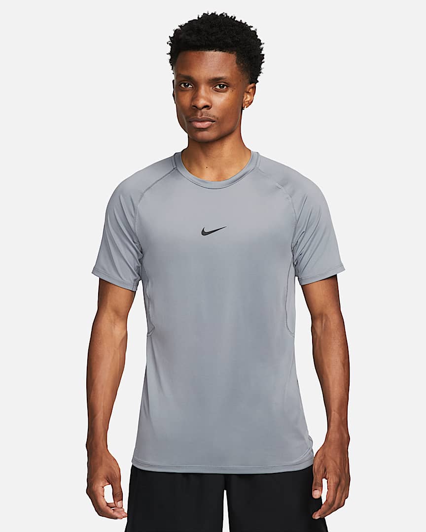 Nike Vomero 18 GORE-TEX Men's Waterproof Road Running Shoes with Reflective Accents