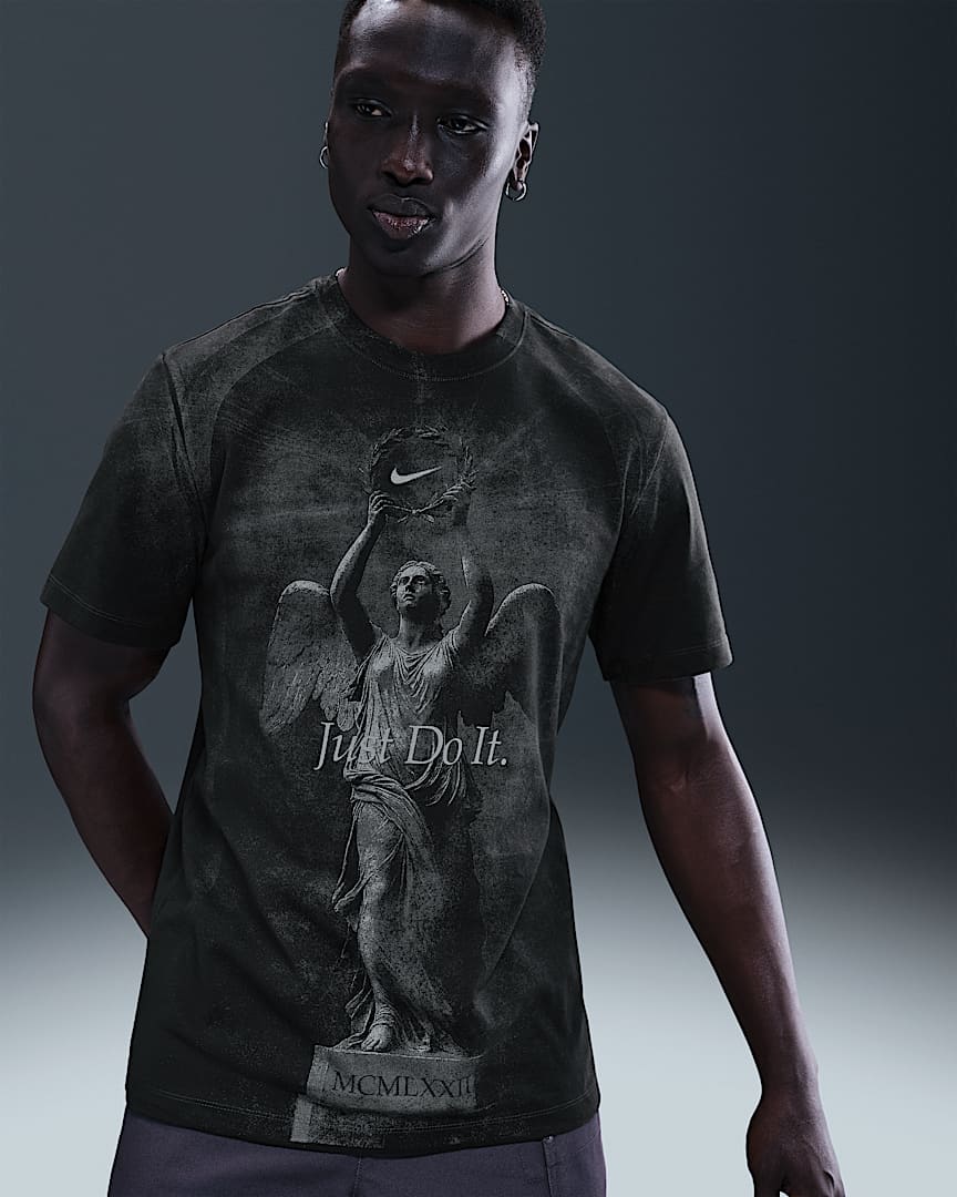 Nike SB Logo Skate T-Shirt