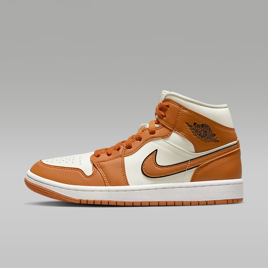Jordan retro hotsell 1 mid mujer