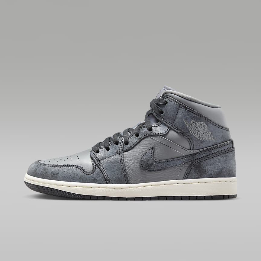 Air Jordan 1 Mid SE Men s Shoes. Nike LU