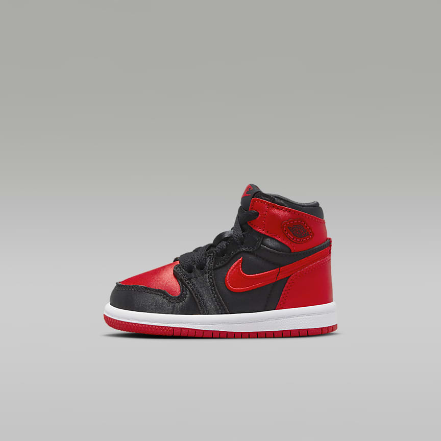  Nike Jordan 1 Retro High OG - Zapatos para niños pequeños,  color negro, gris medio, blanco, aq2665-013, Negro/Gris Medio-Blanco :  Ropa, Zapatos y Joyería