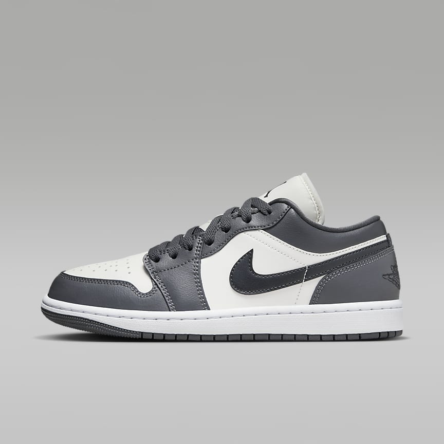Air Jordan 1 Low Men's Shoes. Nike JP