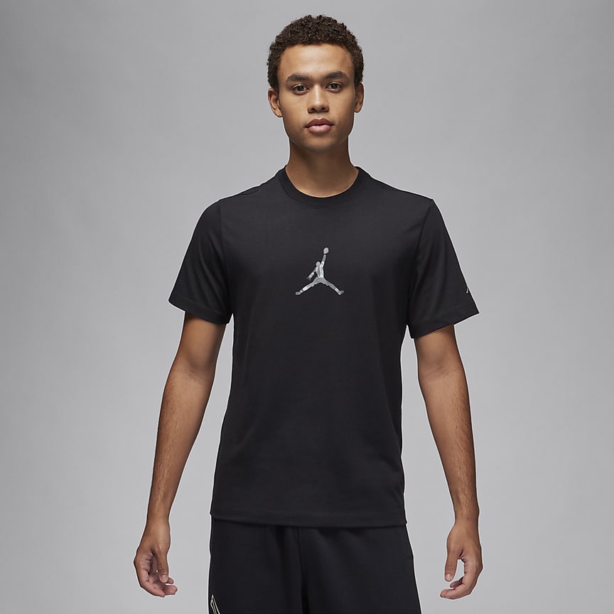 Jordan Flight Essentials Men's Graphic T-Shirt. Nike ID