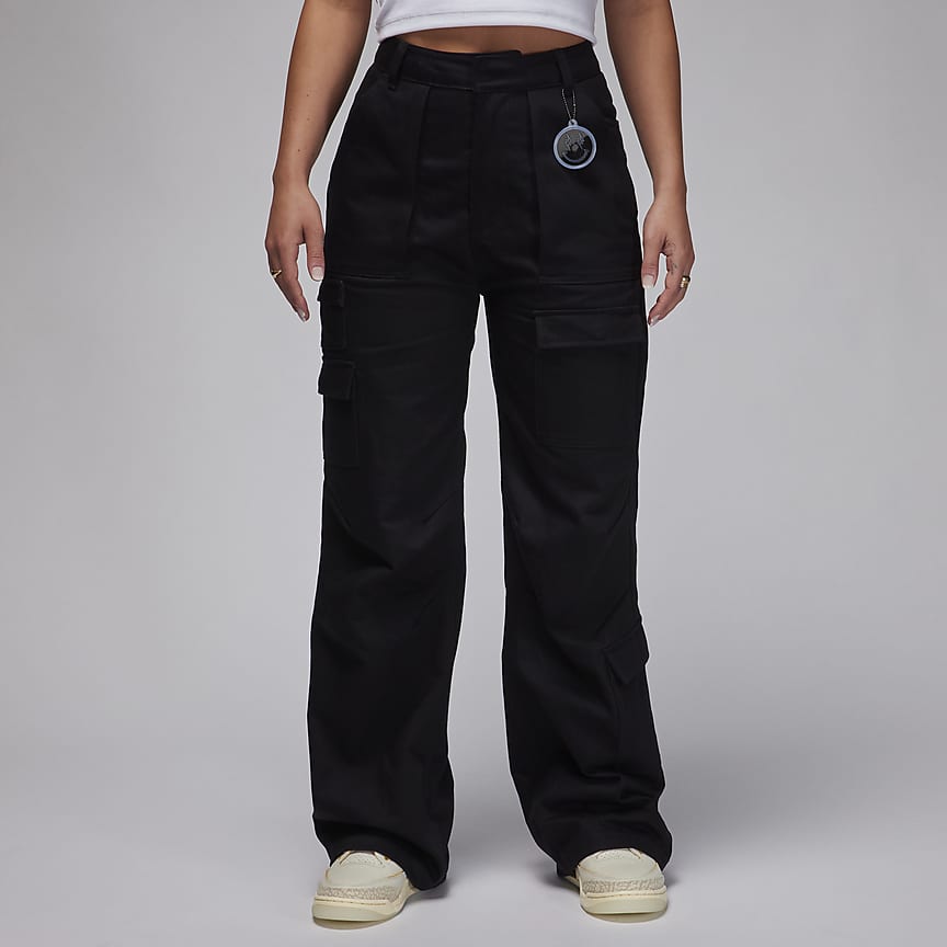 Nike wind 2025 pants womens