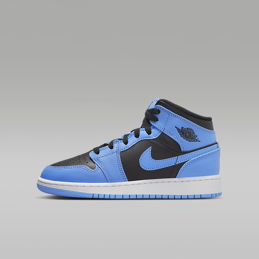 Air Jordan 1 Mid Schuh Für ältere Kinder Air Jordan 1 Mid Schuh für ältere Kinder. Nike AT