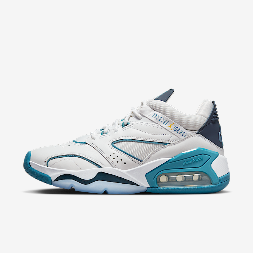 Jordan Max Aura 3 Men's Shoe. Nike ID