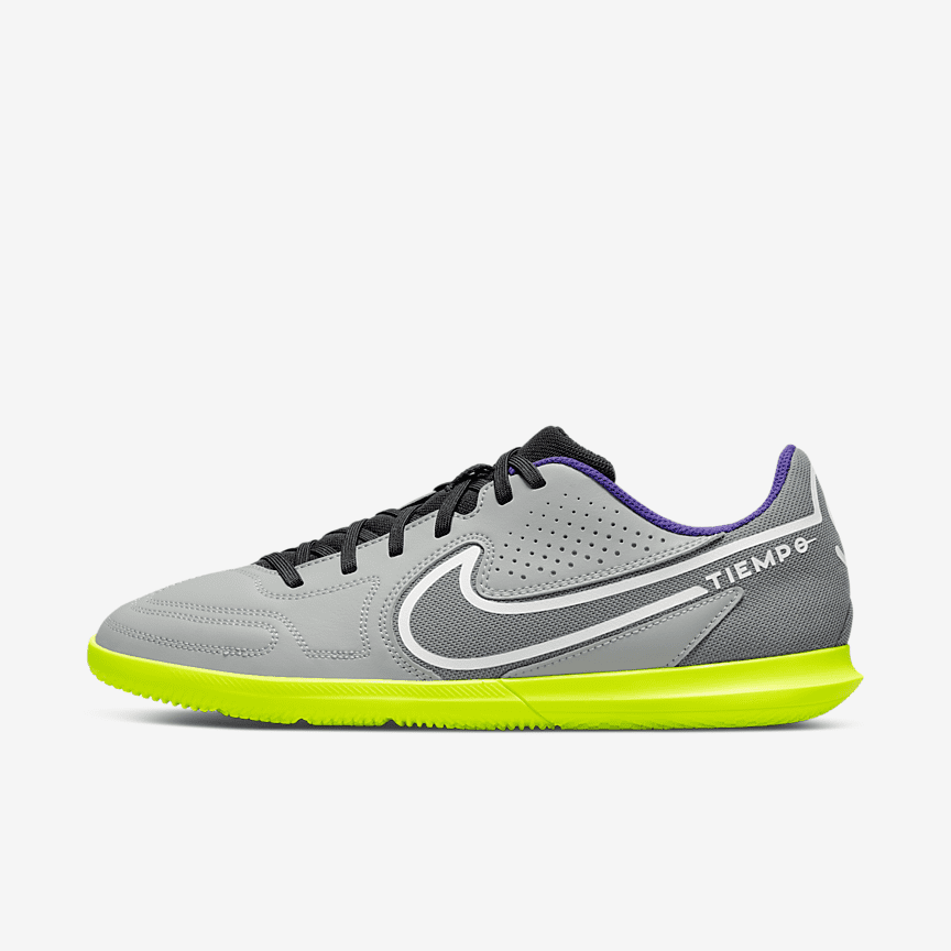 Calzado de fútbol para cancha cubierta Nike Lunar Gato II IC. Nike.com