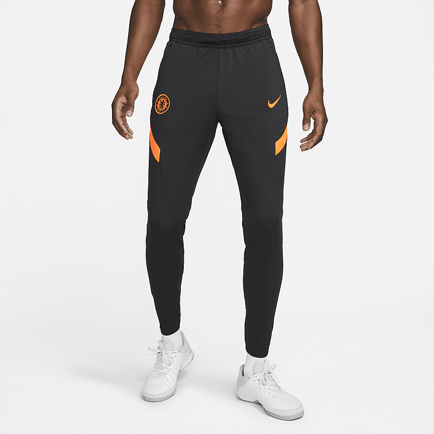 Pantaloni da calcio in maglia Nike Dri-FIT Inter Strike - Uomo. Nike IT