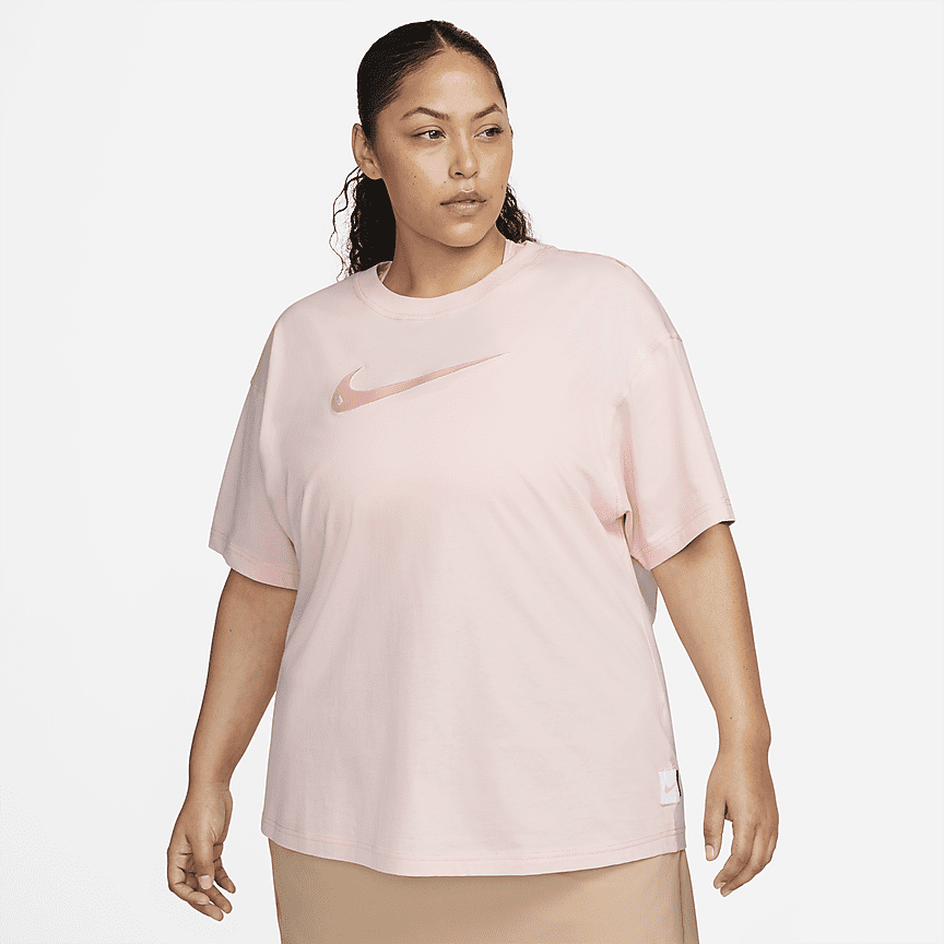 Nike Sportswear Swoosh Camiseta de manga corta (Talla grande) - Mujer. Nike  ES