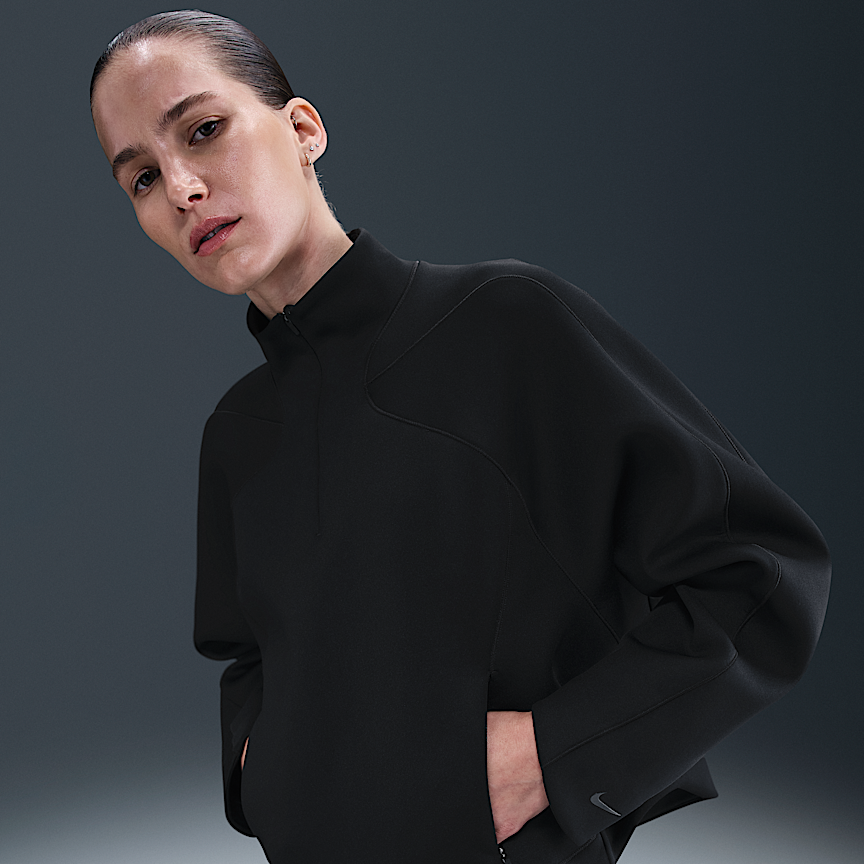 Nike Universa