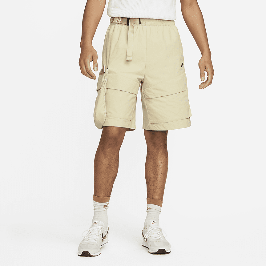 Shorts cargo in tessuto non foderati Nike Sportswear Tech Pack - Uomo. Nike  IT