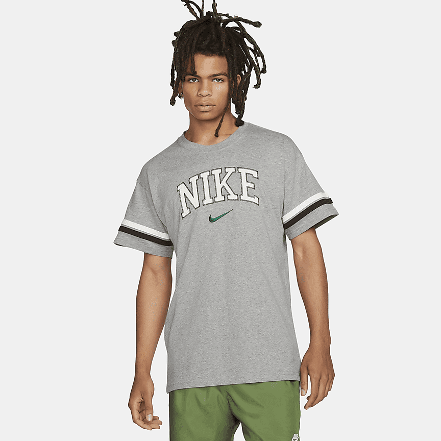 T-shirt rétro Nike Sportswear - Uomo. Nike IT