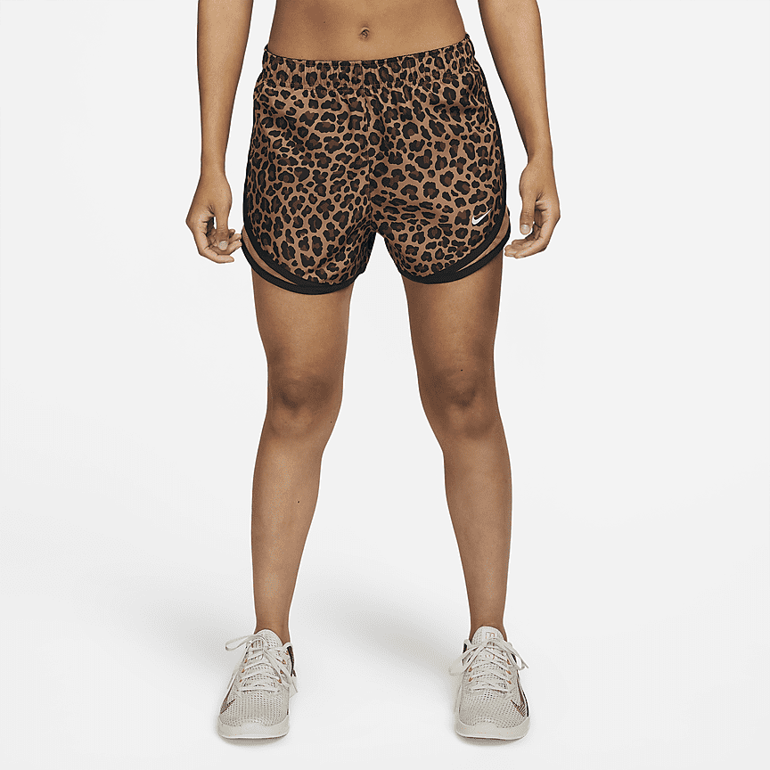 Shorts de running con estampado de leopardo de 7,5 cm para mujer Nike  Dri-FIT tempo. Nike.com