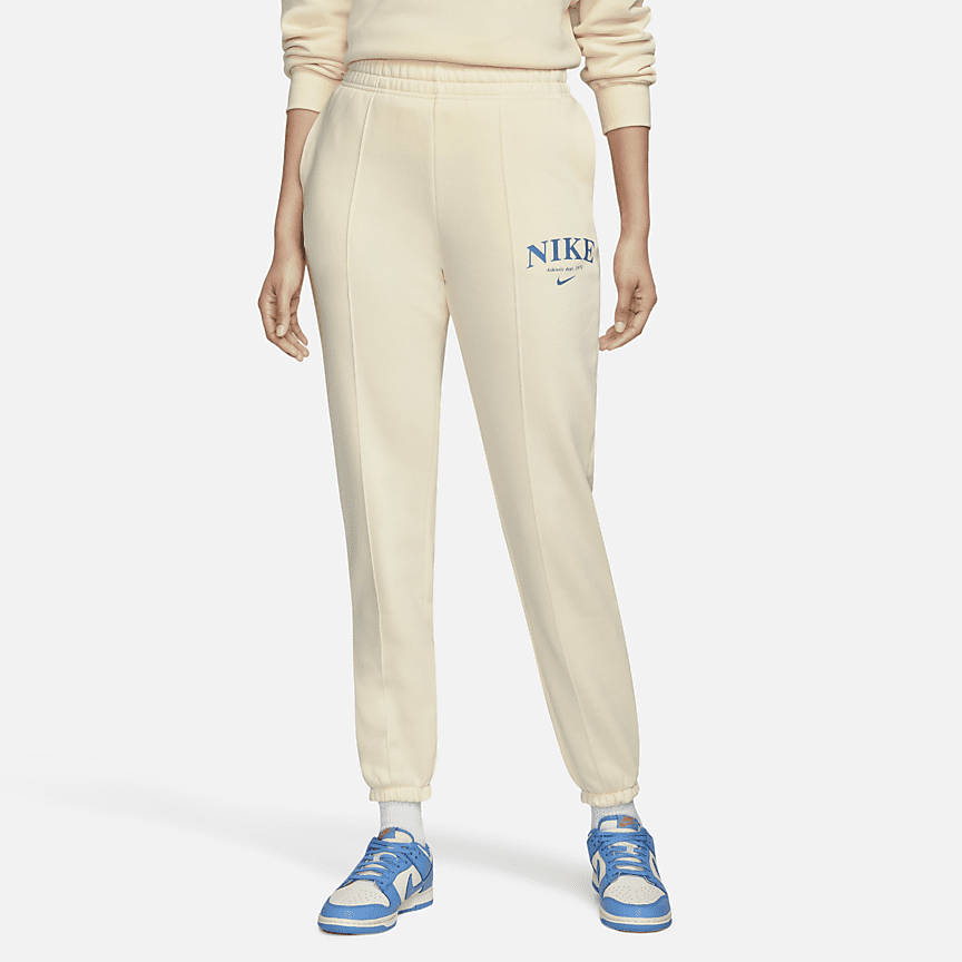 Pantaloni in fleece Nike Sportswear Essential Collection - Donna. Nike IT
