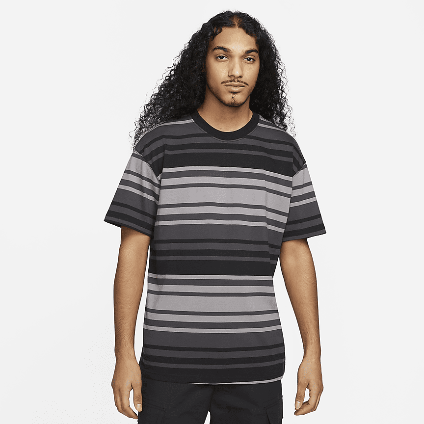 nike sportswear stripe tee