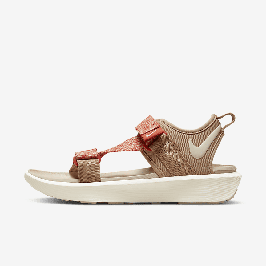 Las redes sociales han enloquecido con estas zapatillas que cambian de color  con el sol