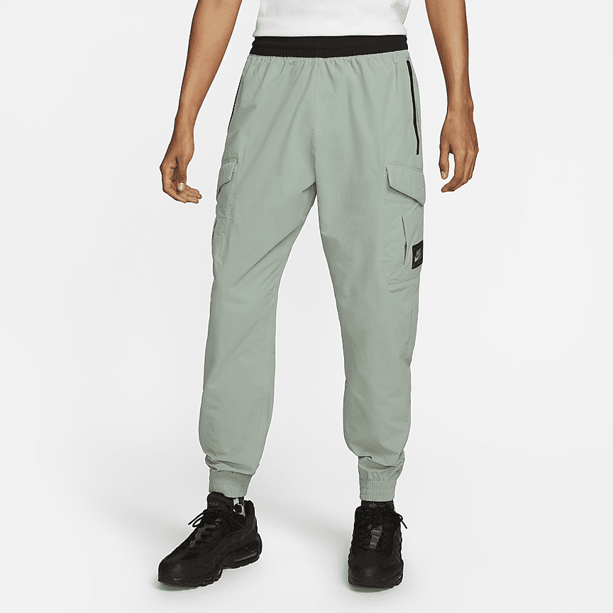 Nike Sportswear Air Max Pantalón con bolsillos de tejido Woven - Hombre.  Nike ES